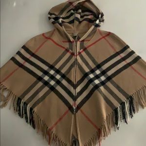 Burberry classic plaid hooded cape
